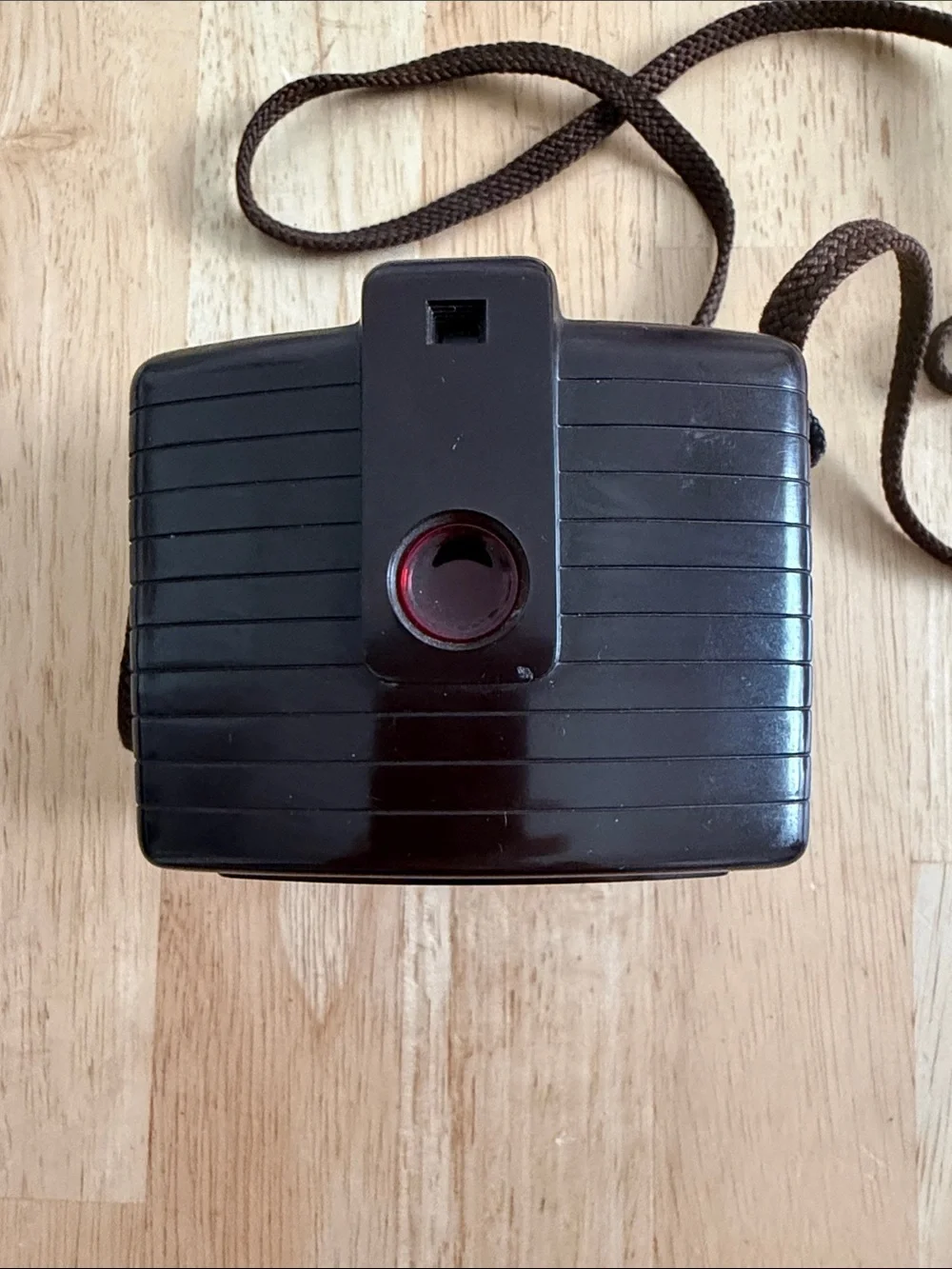 Vintage Kodak Brownie Holiday Flash Camera in Brown and Cream
